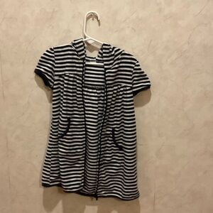 Striped Short Sleeve Hooded Swimsuit Coverup - Navy & White